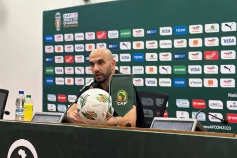 الركراكي: خروج مصر لا يهمني في شيء.. ولا أؤمن بالعروبة ببطولة أفريقيا